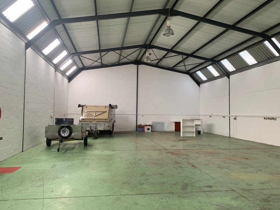 To Let Commercial Property for Rent in Montague Gardens Western Cape